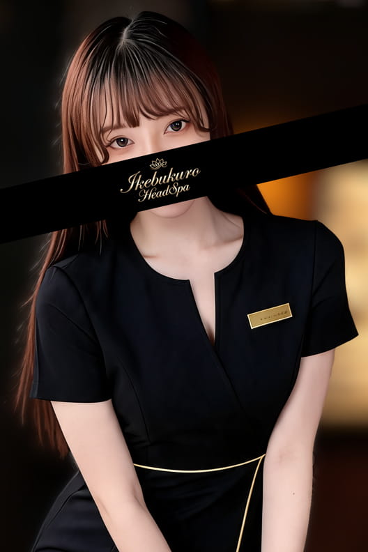 高山かれん（24）